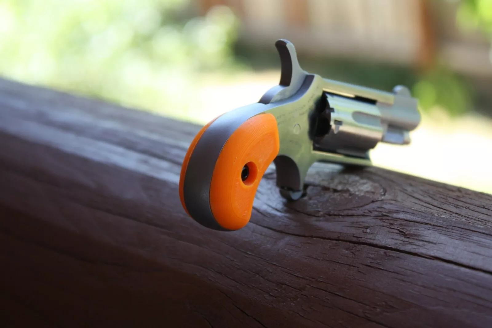 Replacement grips for north American arms 22 chubby grips USA NAA mini Orange - Image 3